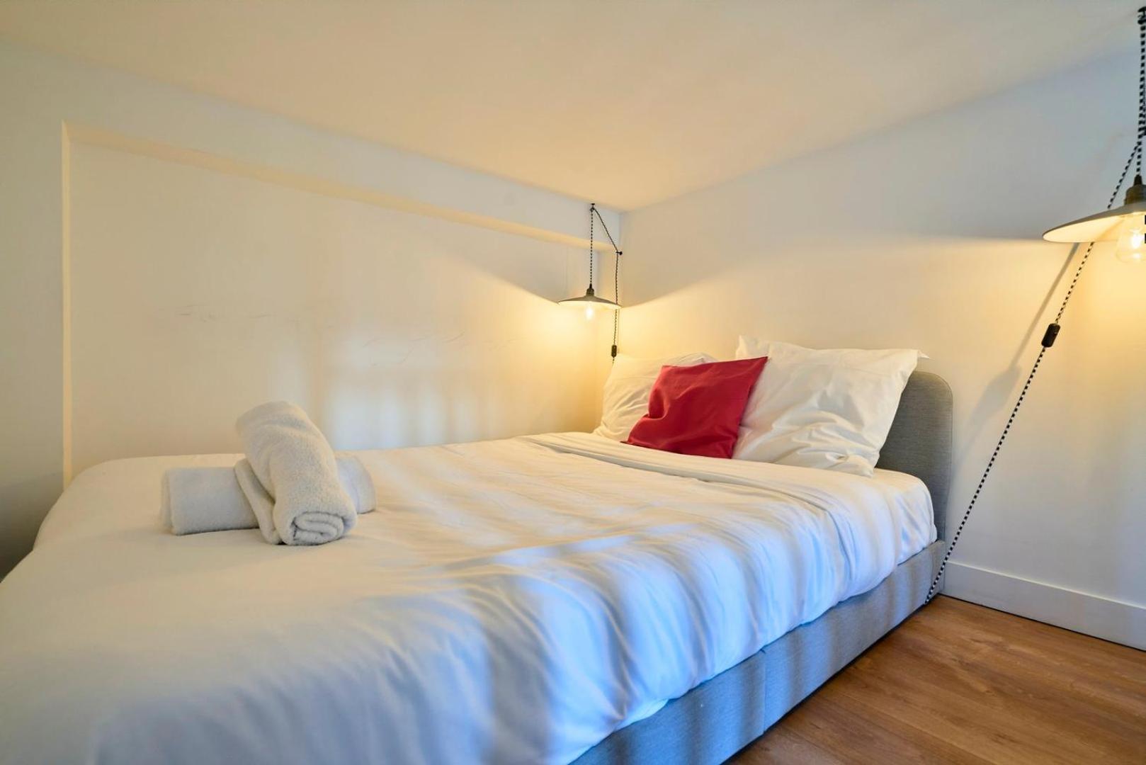 Bright 3-Bedroom 2-Bathroom Flat. Лил Екстериор снимка